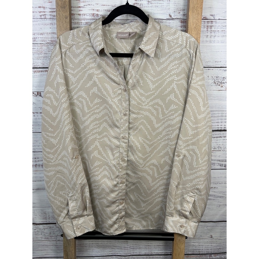 Chicos Tan White Geometric Zig Zag Roll Tab Button Down Shirt Size XL